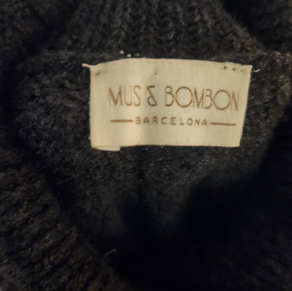 Turtleneck poncho by Mus & Bombon - Picture 4 of 5